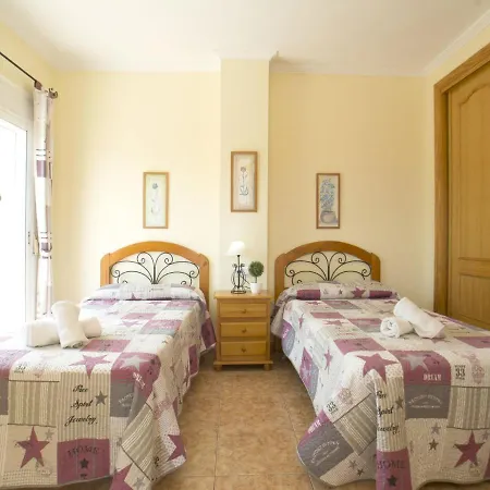 Florencia By Interhome Calp